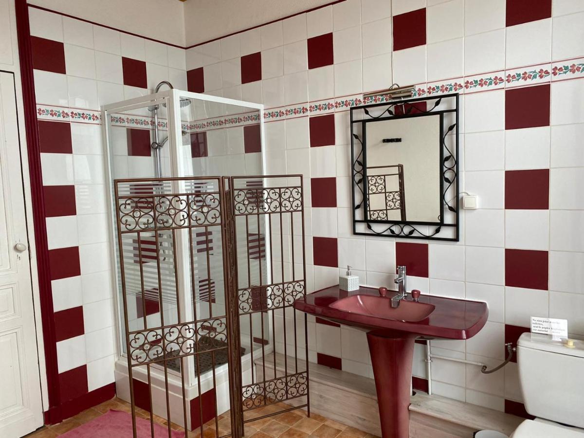 La Gare Bed & Breakfast Gondrin Exterior foto