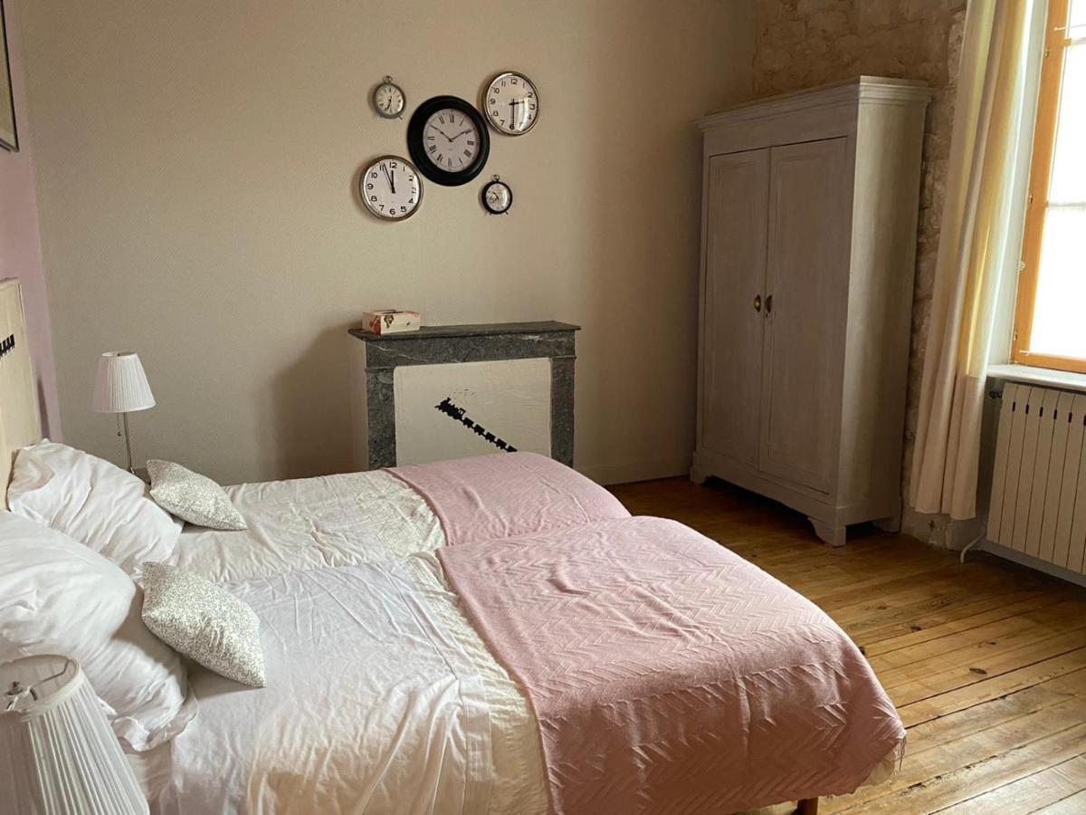 La Gare Bed & Breakfast Gondrin Exterior foto