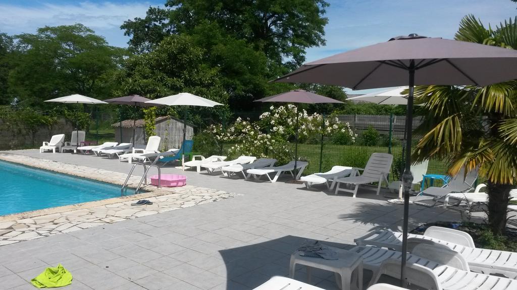 La Gare Bed & Breakfast Gondrin Exterior foto