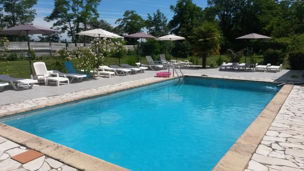 La Gare Bed & Breakfast Gondrin Exterior foto